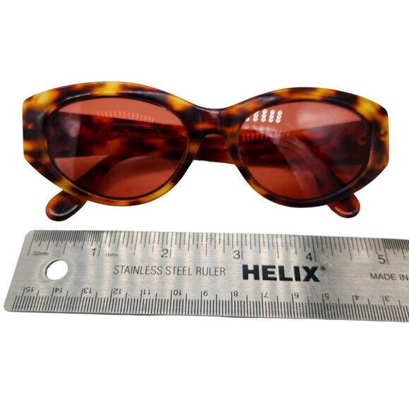 Vogue Vintage Tortoise Shell Sunglasses Made in Italy - Picture 7 of 16